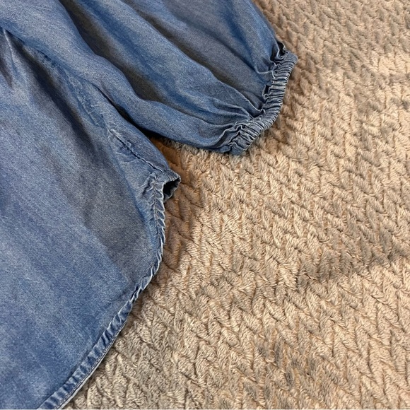 Old Navy women’s blue denim-look super soft flowy long bell sleeve tunic medium - Picture 11 of 11